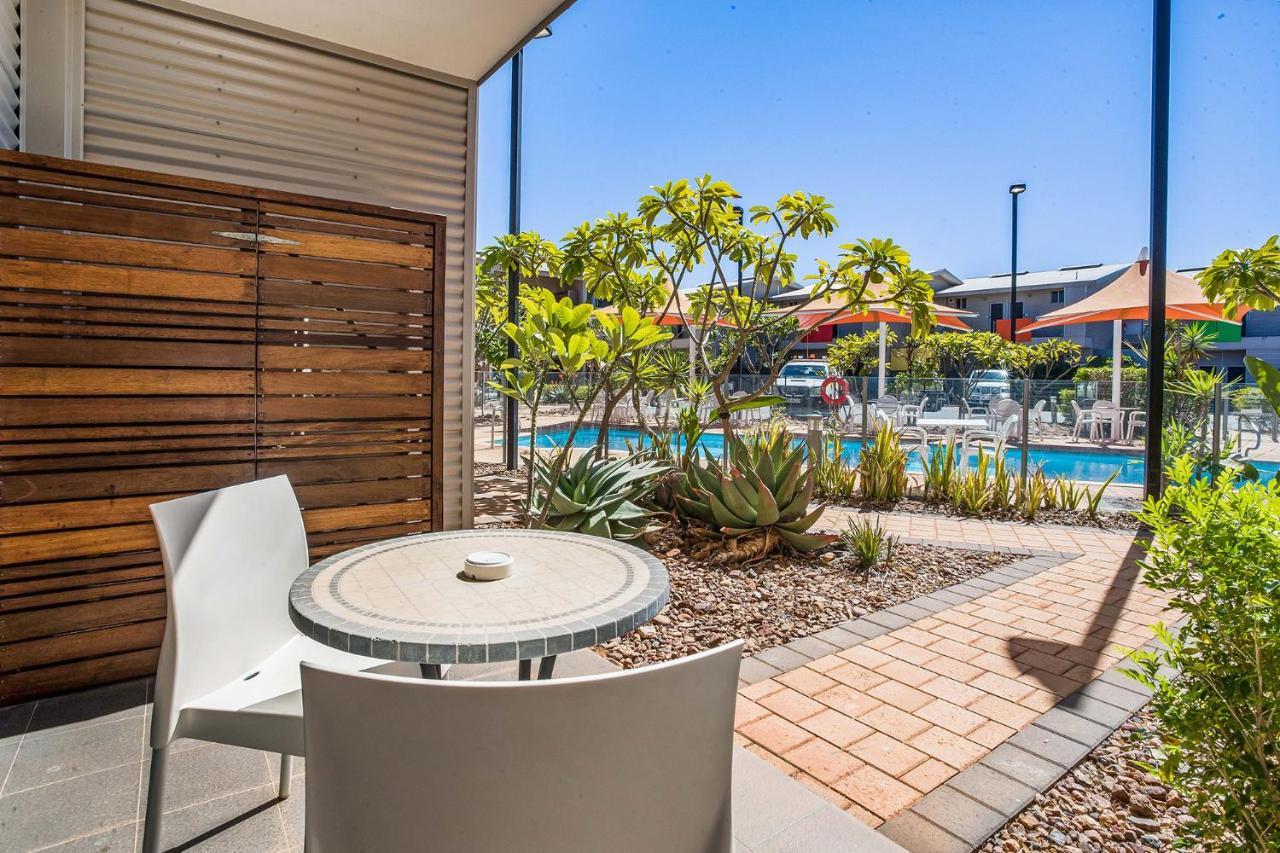 Onslow Beach Resort Экстерьер фото