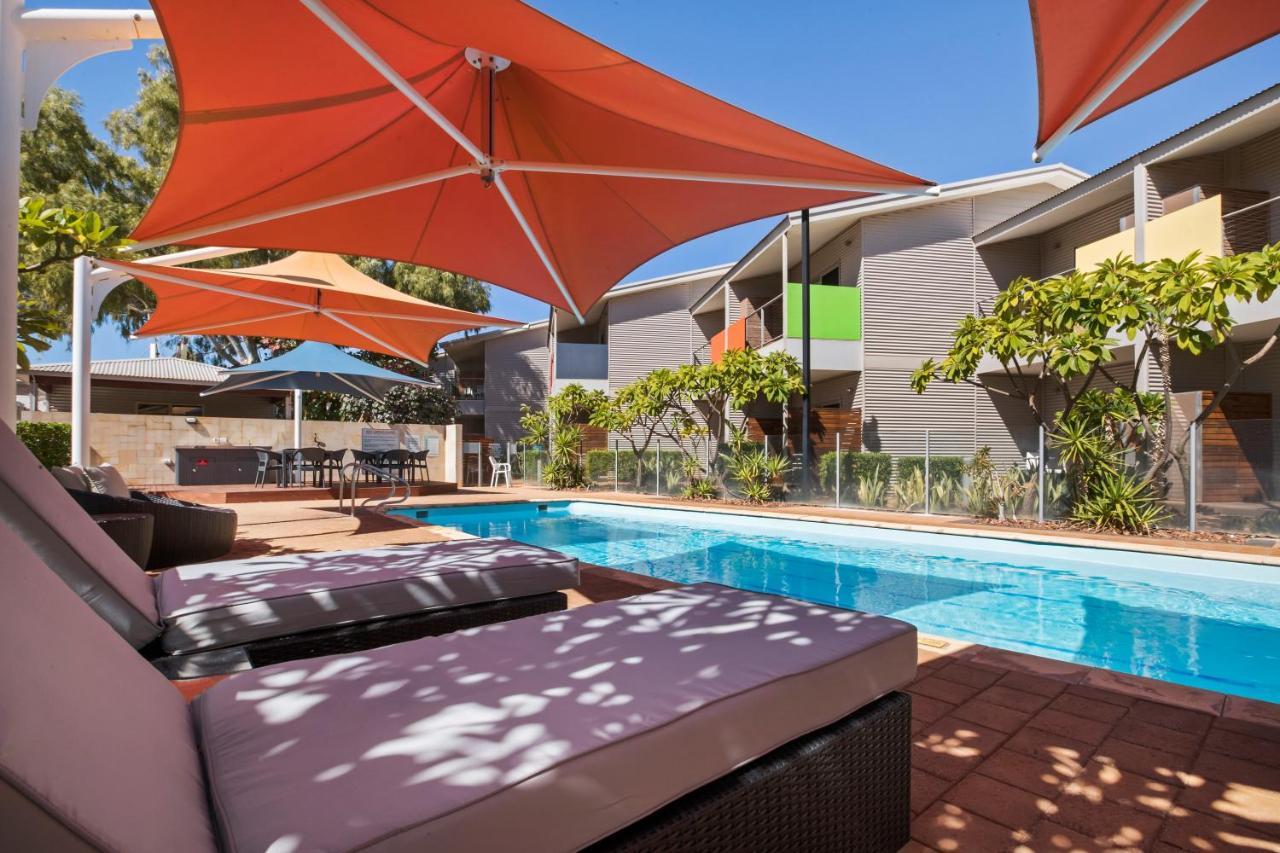 Onslow Beach Resort Экстерьер фото