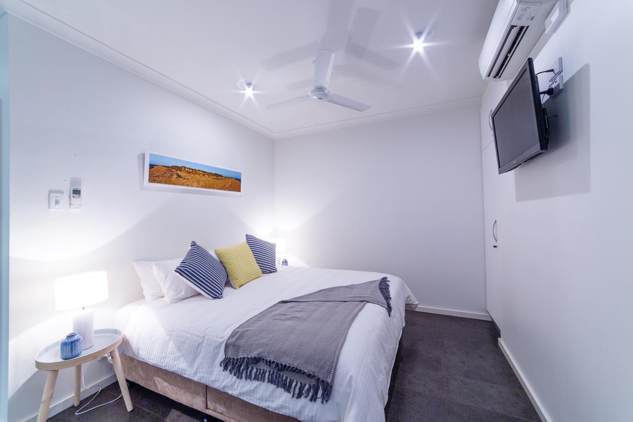 Onslow Beach Resort Экстерьер фото