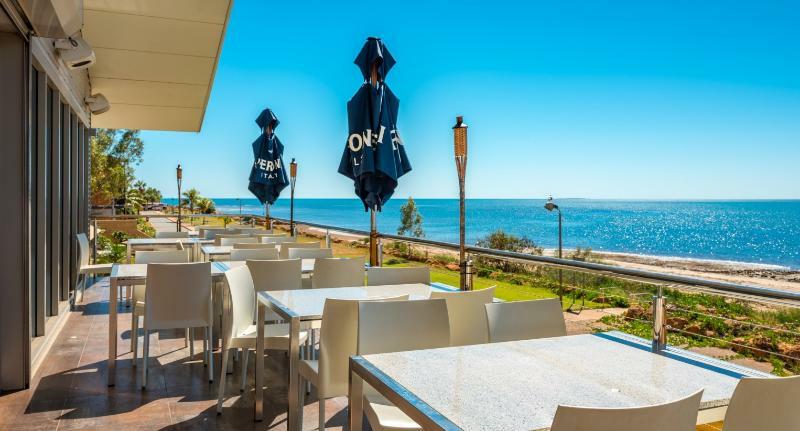 Onslow Beach Resort Экстерьер фото